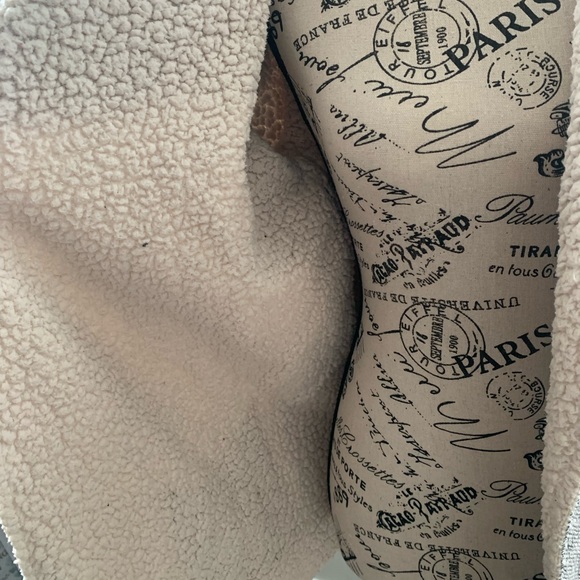 Cozy Jacket - Picture 4 of 4